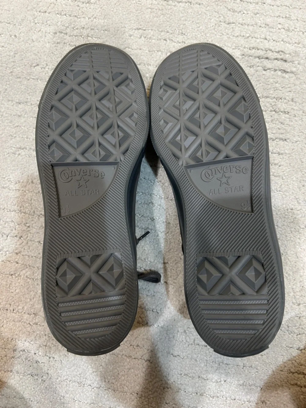 Converse Men's Dark Gray Low-Top Sneakers - Picture 4 of 5